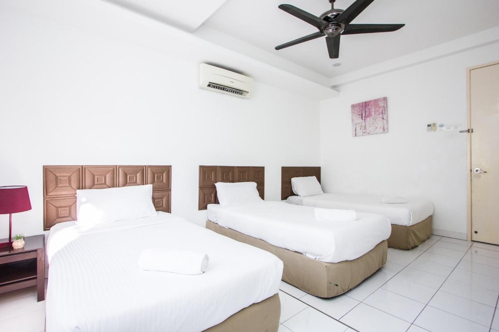 Nautilus Bay Home Inn George Town Esterno foto