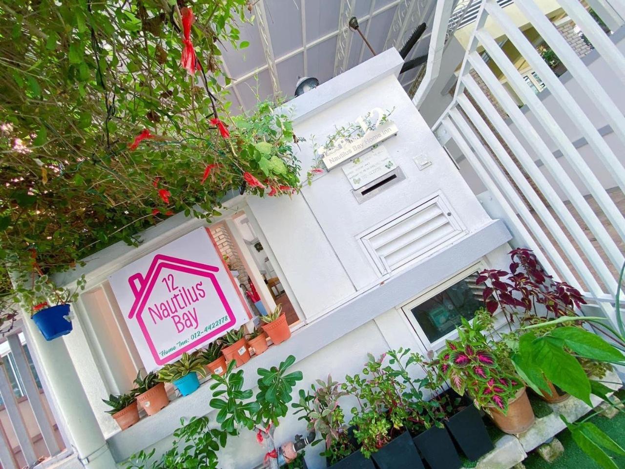 Nautilus Bay Home Inn George Town Esterno foto
